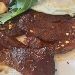 Lapisara Eatery - ハチミツ味の極厚ベーコン