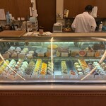 パティスリー モンプリュ 本店 - 