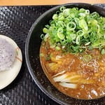 こがね製麺所 - 料理写真:カレーうどん＆しそむすび