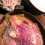 札幌焼肉 ひし丸 すすきの店 - もつ鍋〜♪