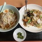 吉祥 白根店 - 