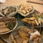 おばんざいとお酒 うきわ - 