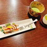 さくら京屋 - 石原農園無農薬白小豆
      無花果 アーモンドの葛焼き
      薄茶