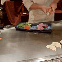 鉄板焼･焼肉 なにわ (リーガロイヤルホテル大阪) - 