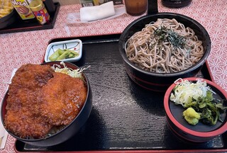 Meiji Tei Karuizawa Ten - ざる蕎麦とミニヒレソースカツ丼セット