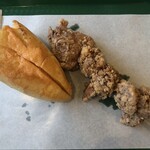 ベーカリー スイート - 人気No.1 とNo.2の、串揚げ山賊369円と明太フランスハーフ167円