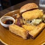 コックテイル ハンバーガーズ - 