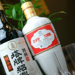 Shinsui Mukou - 陳10年紹興酒と中国白酒