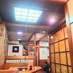 大村庵 - 玄関入って真正面が、店内を見渡すことができる厨房。