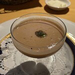 万平ホテル メインダイニングルーム - 長野県産　桃の冷製スープ