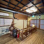 角甚 - 2階の踊り場