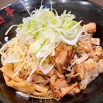 油そば 春日亭 - 料理写真: