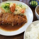 グリル こみや - ポークソテー
ここのポテトサラダが旨い^_^