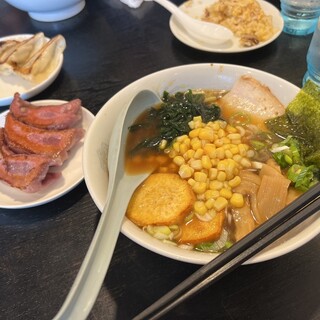 餃子菜館 大八_0