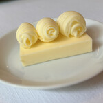 レストラン ル・ボワ(登大路ホテル) - おしゃれなバター