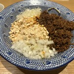 担担麺の掟を破る者 - 