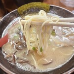 博多長浜らーめん ぼたん 大塚本店 - 