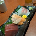 寿司と居酒屋 魚民 - 