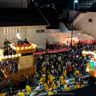 川越祭り特等席テラスからゆっくり眺められます