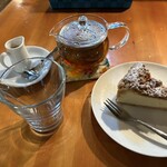 Herb Barn - ハーブティー、クランブルチーズ