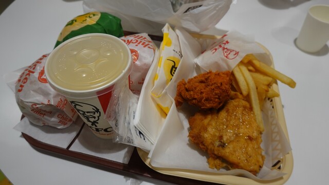 ケンタッキーフライドチキン アピタ岡崎北店 - 北岡崎/ハンバーガー