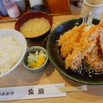 とんかつ生駒 - 