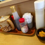 とんかつ生駒 - 