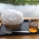 菊水苑 - びわ  ¥1,000(税込)。日光天然氷なので、ちっとも高くないと思う。