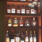 Manpei Hotel Bar - バーバックの一部