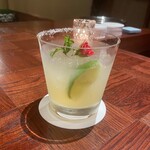 Manpei Hotel Bar - 梨のソルティードッグ