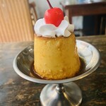 cafe RIN - 昔ながらの喫茶店プリン。