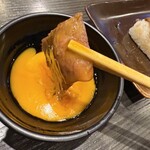 TOKYO焼肉ごぉ - 極上ロースを月見ダレで