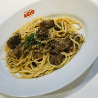 牛肉と玉ねぎのスパゲッティ コショウ風味