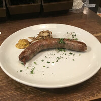 AGIOの自家製サルシッチャと白山エノキのトリフォラーティ