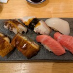 すし てんぷら 吾作亭 - 鰻、鳥貝、蛸、剣イカ、中トロ