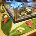 すし処 會 - 料理写真:最初に中トロ２貫