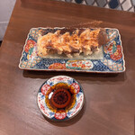 ネオ大衆居酒屋ロータス - 宇都宮餃子焼き¥550