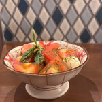 ネオ大衆居酒屋ロータス - 燻製カプレーゼ¥650