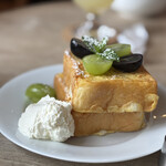 Coffee House Shaker - 