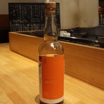 お料理 ちゃとら - 焼酎「宮ヶ浜」、水を用意してウイスキーのように呑むと良いとか。余韻がスゴイです。