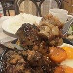 セリカ - 淡路島玉ねぎたっぷりでホロホロ崩れます