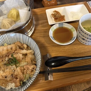 カフェ トレカサ_1