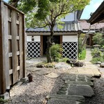 宿と食事 ローブン大多喜町 - 