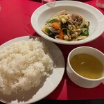 南海飯店 - 日替豚肉キャベツ玉子炒め