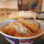 どんどん庵 - かつ断面