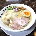 自家製麺 ら～めん かり屋 - 鯛塩わんたんら～めん