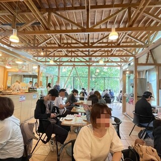 富良野チーズ工房 ピッツァ工房_2