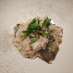 Ristorante SHIKAZAWA - 鮎の一品　リゾットに生まれる鮎の肉感と大きさの違いによる味のグラデーションがいい。