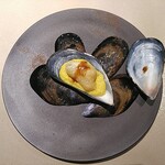 Ristorante SHIKAZAWA - しゅうり貝ととうもろこしの一品　とうもろこしの甘さとしゅうり貝の塩味だけで完成されているが、これは素晴らしい。