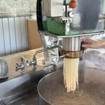 ぴょんぴょん舎冷麺工房製造販売課 - 